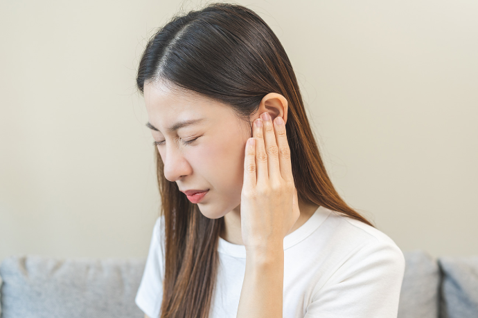 Tinnitus kann ein Rauschen sein